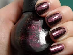 OPI Nicole LqrSHOOT FOR THE MAROON